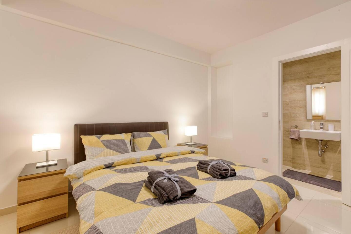 Beautiful Modern Central 2Br Apt Ta Xbiex ภายนอก รูปภาพ