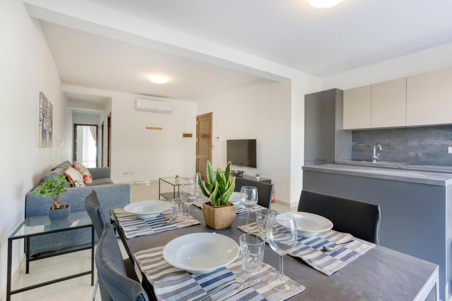 Beautiful Modern Central 2Br Apt Ta Xbiex ภายนอก รูปภาพ